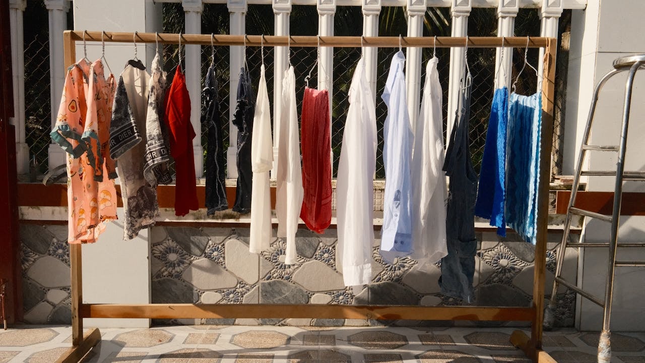 Easy to setup drying racks that dry your laundry easily