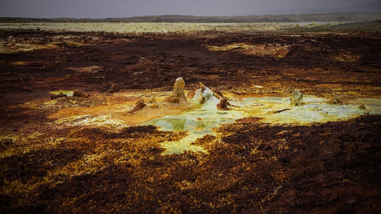 The Deepest Point On Earth You Can Drive To Is In Ethiopia, And It Has An Acid Lake