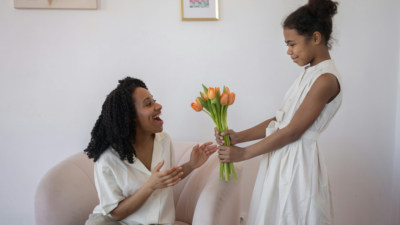 Tips to support health and wellness to moms dealing with menopause 