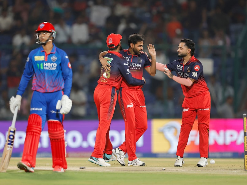 IPL 2026 LIVE: 8-Down DC Avoid Lowest IPL Total vs RCB; Bizarre Weather Hits Delhi