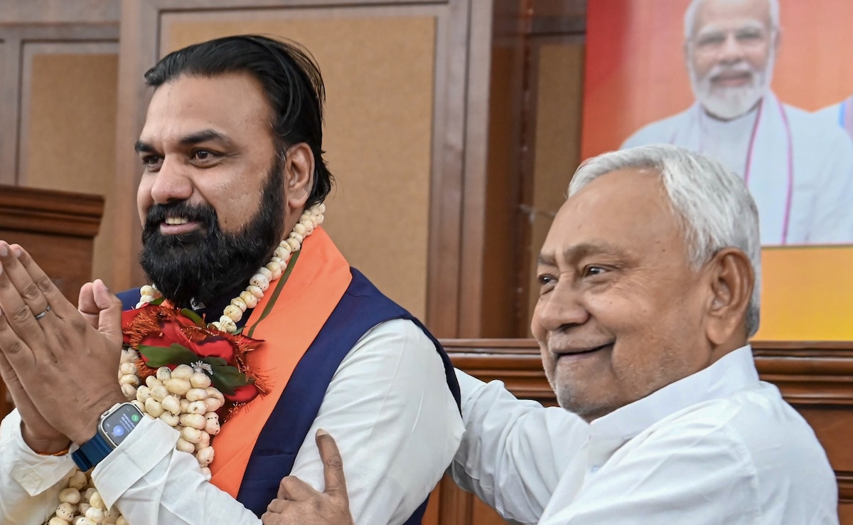 सम्राट चौधरी को मिलाकर देश के 16 राज्यों में अब BJP का सीएम, दिल्ली-UP से बिहार-गुजरात तक मुख्यमंत्रियों की पूरी लिस्ट