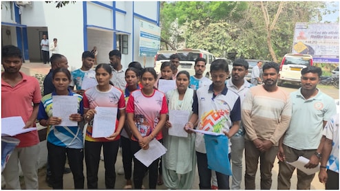 देश को मेडल दिलाने वाले खिलाड़ियों को नहीं मिल रही चौकीदार की नौकरी, डीएम से कहा- वादा भूल गई सरकार