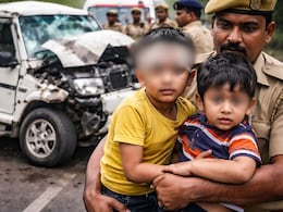 कुदरत का करिश्मा: दो बच्चों को किडनैप कर भाग रहे थे तीन किडनैपर, सड़क हादसे में तीनों की मौत, जिंदा बच गए दोनों मासूम