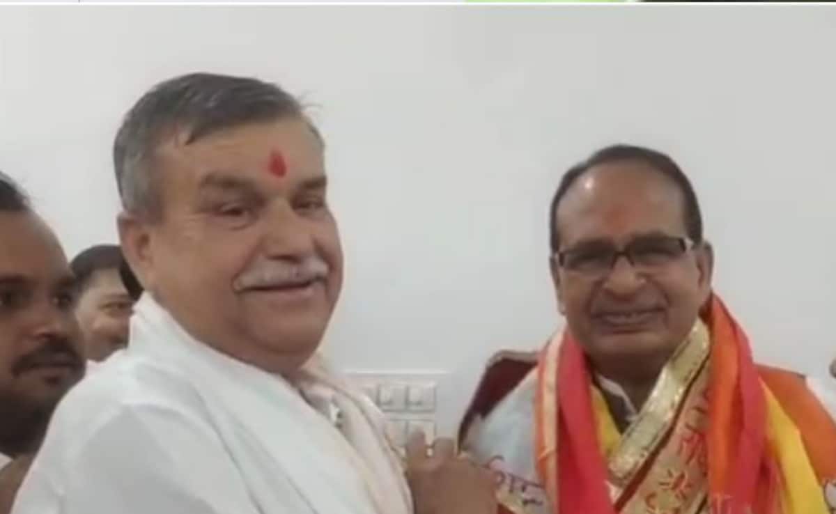 fertilizers subsidy : केंद्रीय कृषि मंत्री शिवराज ने किया बड़ा खुलासा, बोले-खाड़ी युद्ध के बाद इस वजह से नहीं बढ़ी देश में खाद की कीमतें