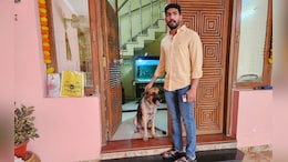 गहरी नींद में सो रहा था परिवार, तभी घर में लग गई भीषण आग; पालतू कुत्ते ने नॉक कर बचाई सभी की जान
