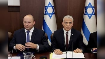 Ex-Israeli Prime Ministers Unite Parties to Take On Netanyahu