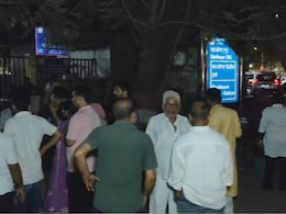 Mumbai Crime: नराधमाच्या विकृतीने घाटकोपर हादरलं! 2 चिमुकलींना घरात घेतलं अन् दार लावलं, पुढं जे घडलं....