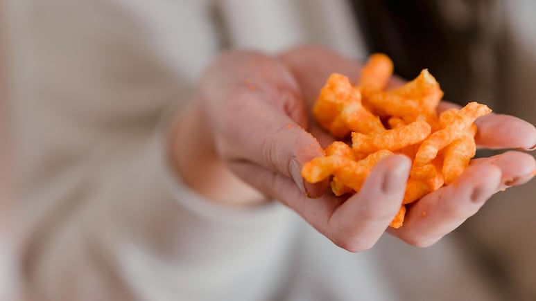 Late-Night Snacking Harms Gut Health, Finds Study