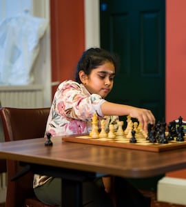Indian-Origin Bodhana Sivanandan Becomes Englands Top-Rated Female Chess Player