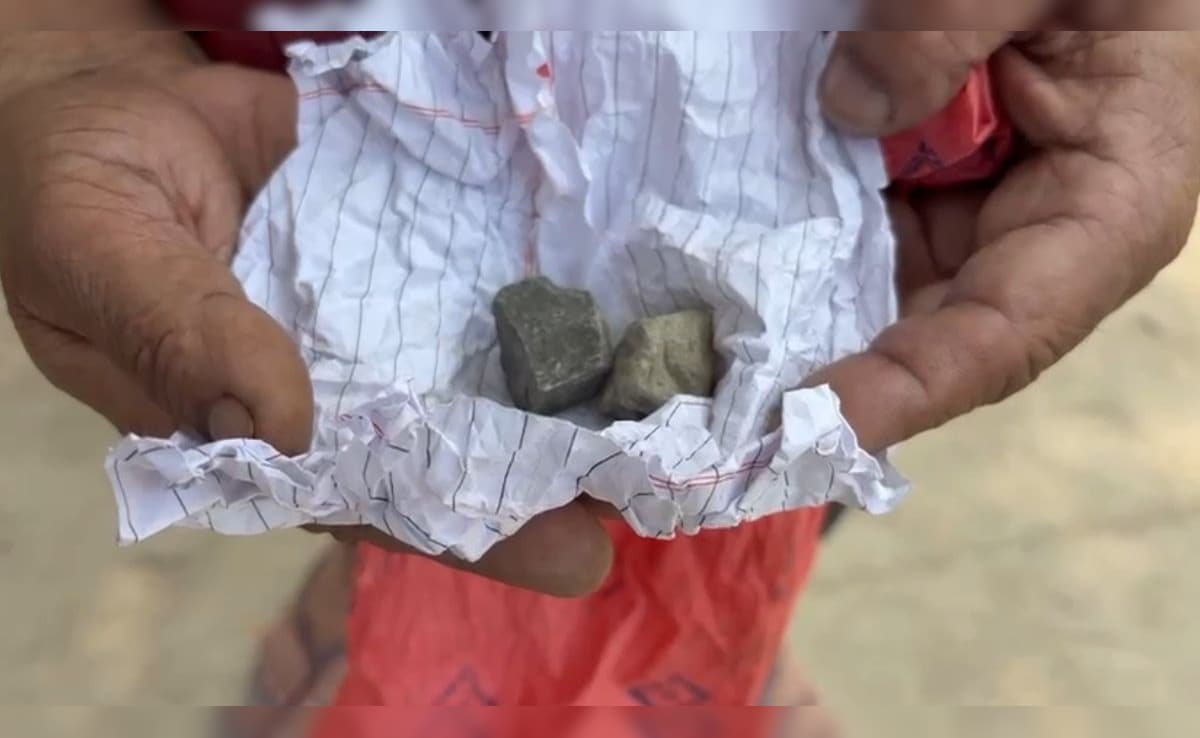 Bihar:'सेफ्टी' के नाम पर नकली पुलिस का असली खेल, युवक की सोने की चेन और अंगूठी उड़ाई