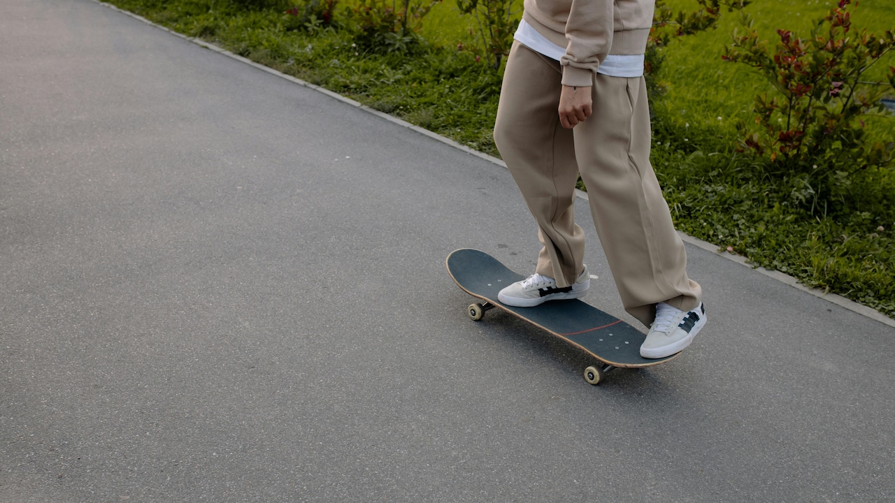 If Your Track Pants Lose Fit After A Few Washes, How To Pick Those That Hold Shape