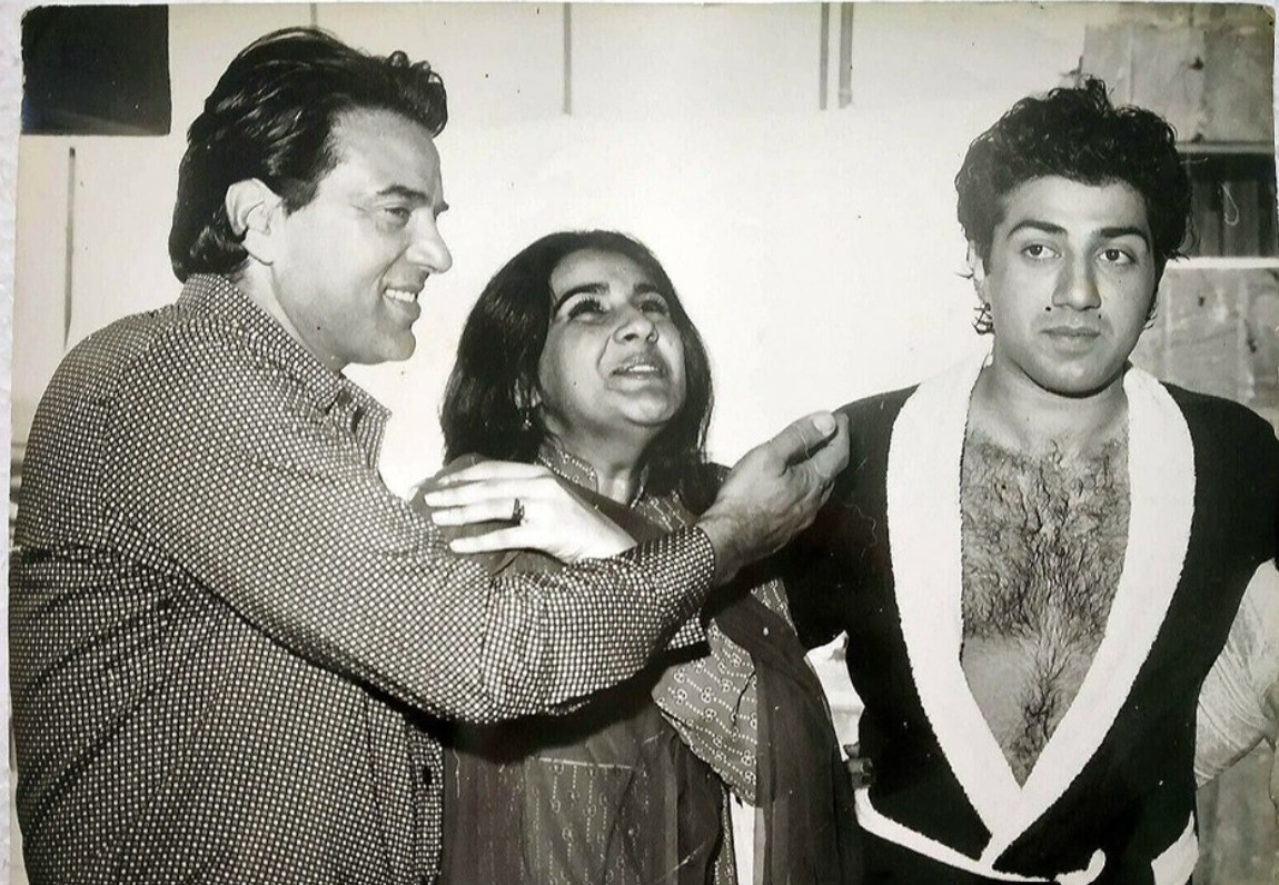 सनी देओल ने जब गर्लफ्रेंड की खातिर पापा धर्मेंद्र की बात मानने से किया इनकार, 41 साल पहले मर्जी की ली हीरोइन, बनी 1985 की सबसे बड़ी हिट