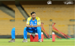 "Where Is Dhoni?" Shastri Asks Under Pressure CSK Captain Gaikwad. His Reply