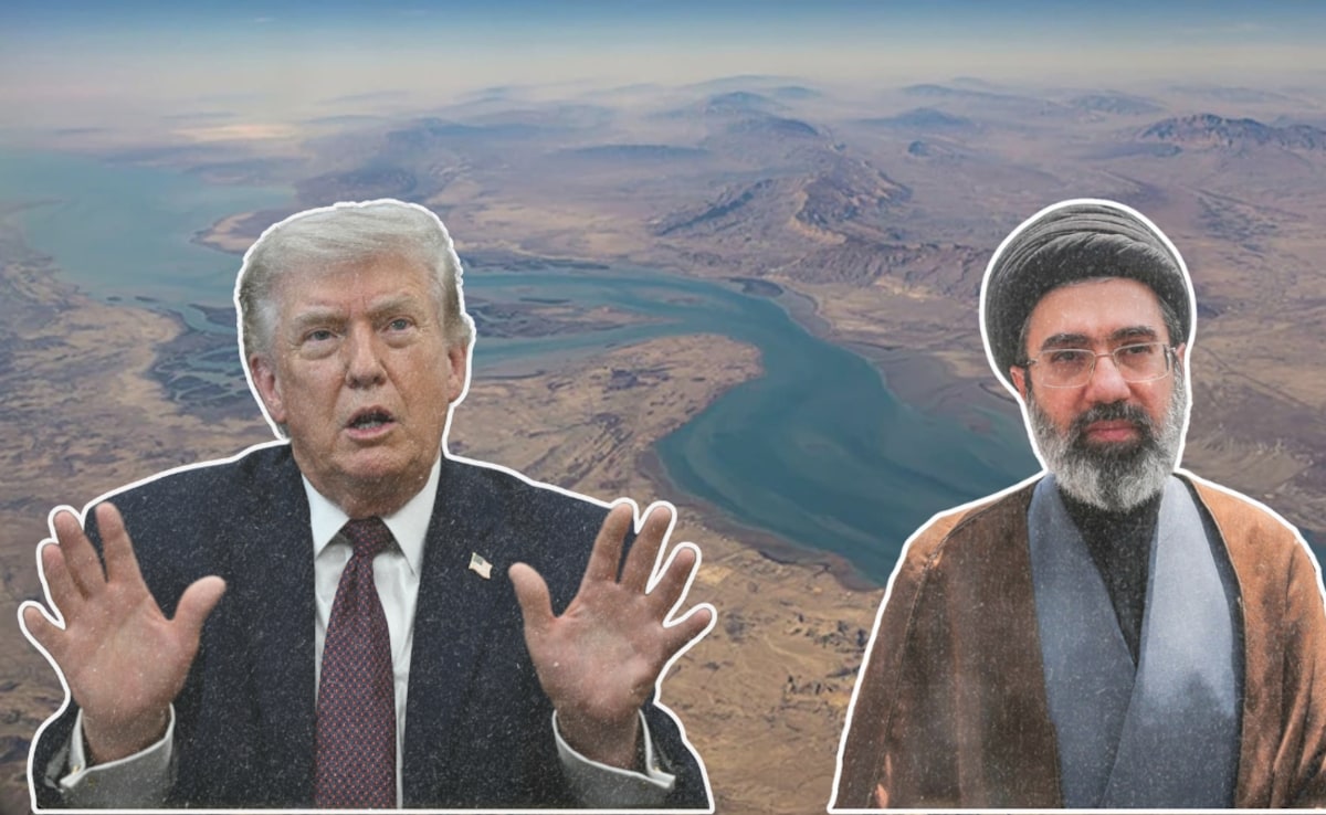 US, Iran Negotiating Ceasefire Deal In Exchange For Hormuz Reopening: Report