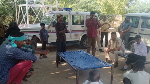 "हमें शादी नहीं करनी, हमें पढ़ना है"- बाल विवाह का पता चलते ही फूट-फूटकर रोईं 7 मासूम; नए घर का लालच देकर मंडप में बैठाई