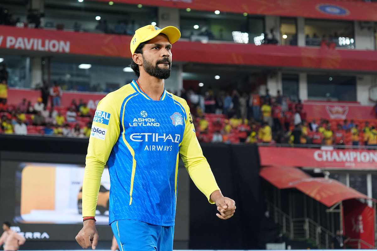 MI vs CSK: चेन्नई की हत्थे से उखड़ी 'चाल', ओपनिंग का बुरा हाल, फिसड्डी बने ऋतुराज, आंकड़ों का बन रहा मजाक