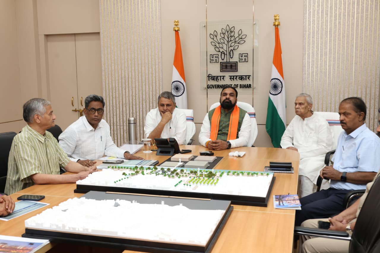 हरिहरनाथ मंदिर कॉरिडोर, महिला पुलिसकर्मियों को स्कूटी... सम्राट कैबिनेट की पहली बैठक में 22 एजेंडों पर मुहर