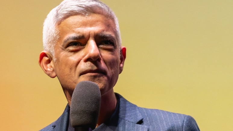 London Mayor Khan Says Farage's Reform Is 'Poor Man's MAGA'