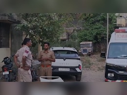 ANM की CHC के सरकारी क्&zwj;वार्टर में म&zwj;िली लाश, पर&zwj;िजन बोले- डॉक्&zwj;टर ने रेप के बाद मार डाला