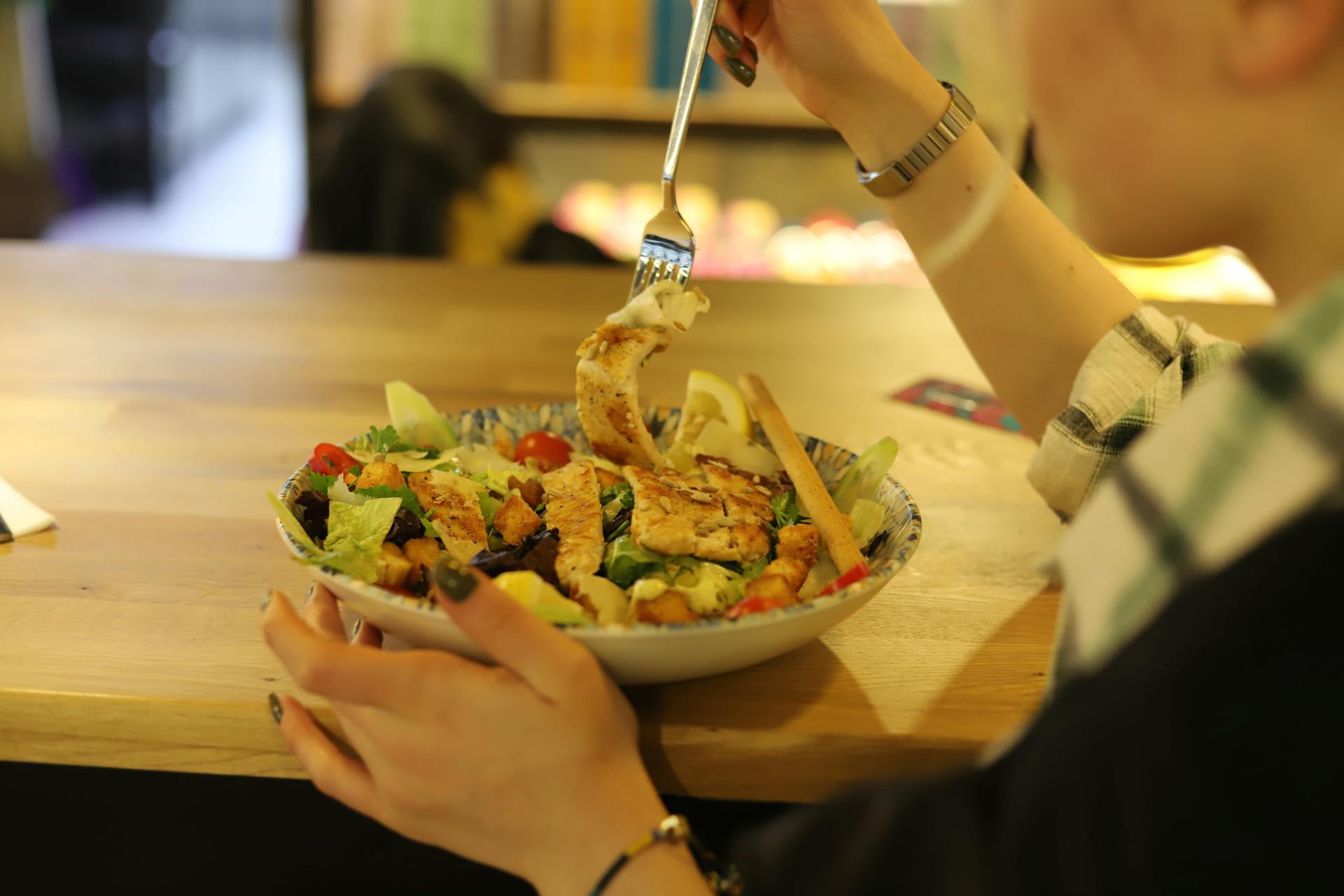 The exact number of meals that you need to eat during a day depend on your lifestyle