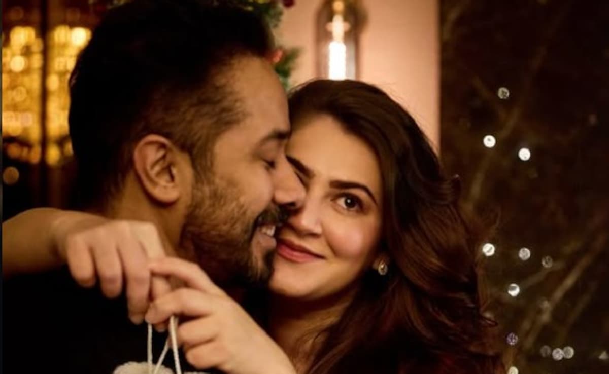 दृश्यम-3 के डायरेक्टर बने पापा, घर आई बेबी गर्ल, पोस्ट शेयर कर बोले- हमारी छोटी सी मां लक्ष्मी आ गई