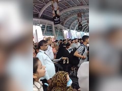 'Pathetic, Completely Unacceptable': Angry Scenes, Chaos As SpiceJet Flights From Mumbai Cancelled, Delayed