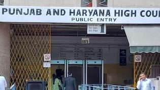 कर्मचारी के इस्तीफे का 30 साल से पुराना केस, IAS पर गिरी गाज... हाई कोर्ट ने लगाया 1 लाख का जुर्माना