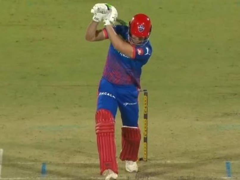 Watch: Jos Buttler Pulls Off Stunning Run-Out As Gujarat Titans Clinch Last-Ball Thriller vs Delhi Capitals