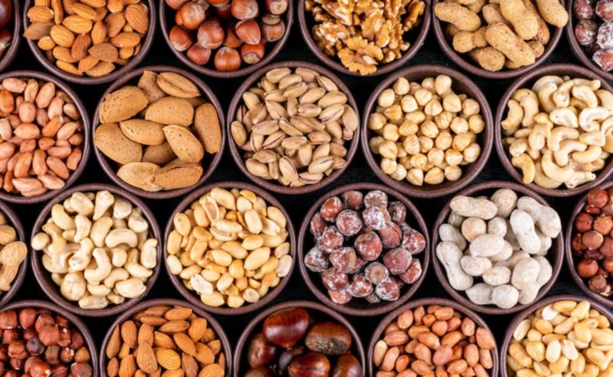 How Much Nuts Should You Eat? Apollo Doctor Reveals The Right Portion