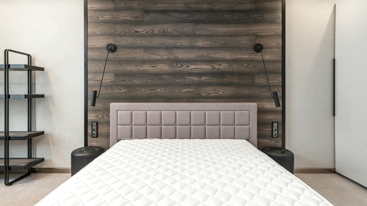 Best Orthopaedic Mattresses For Buyers Waking Up With Lower Back Pain