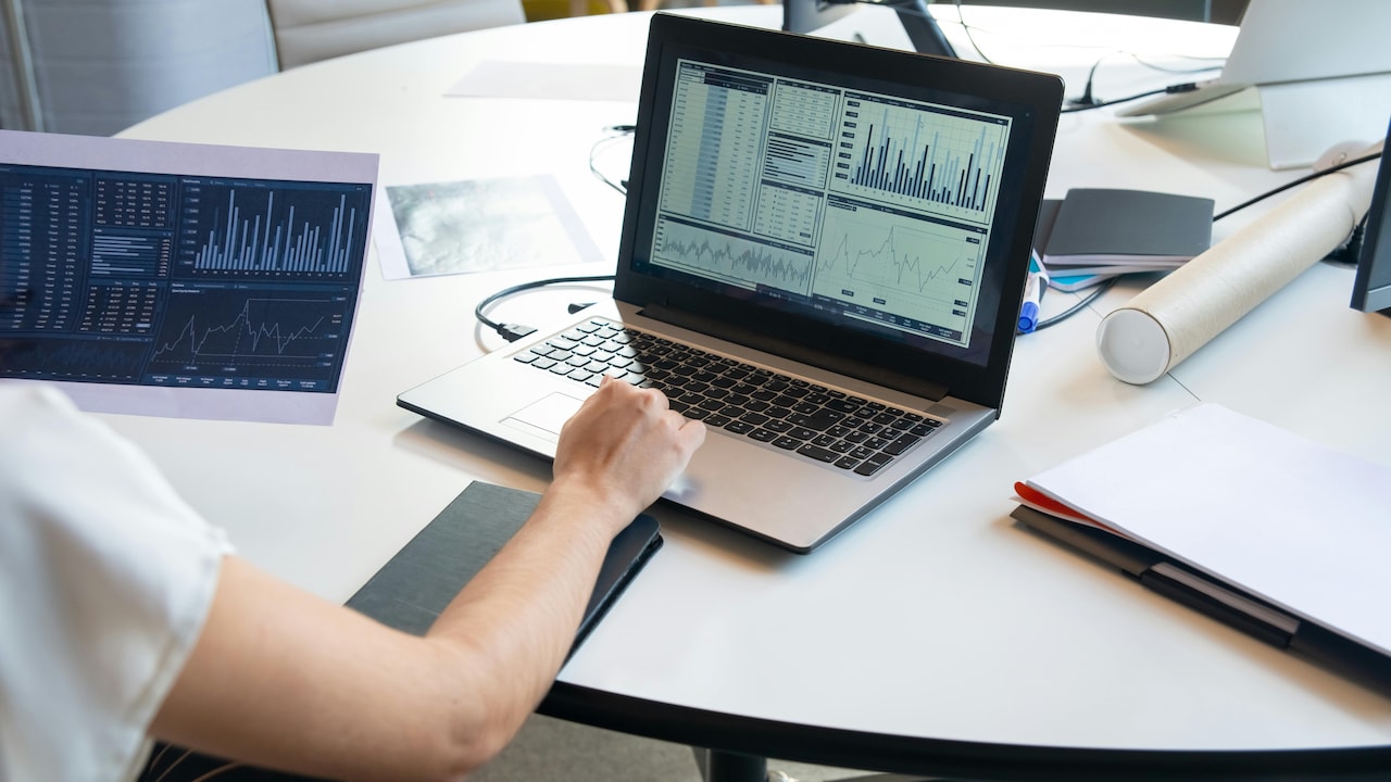 Laptop Heating Issues: Hidden Habits That Are Destroying Your Device