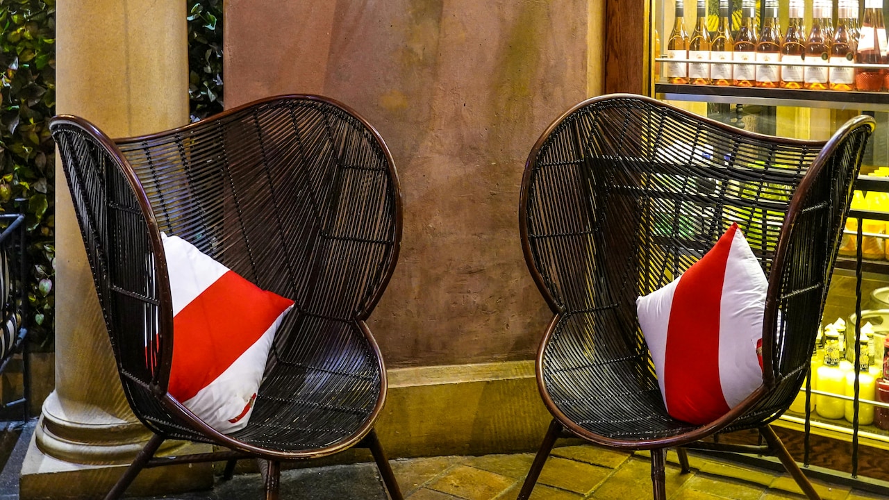 Best Rain-Smart Balcony Furniture: How To Avoid Rust And Save Money