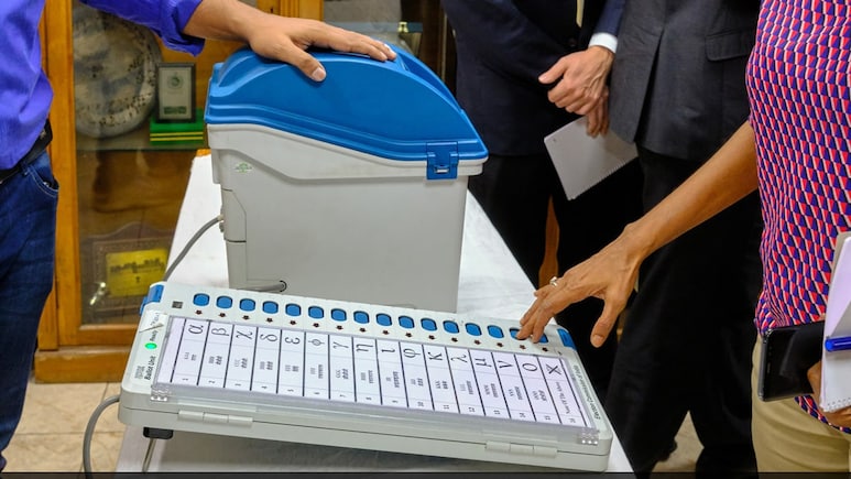 West Bengal Elections: Supreme Court Declines Relief To 65 Poll Officials Deleted From SIR List