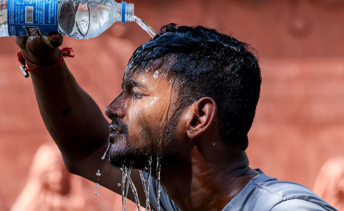 अगले कुछ दिन झुलसाने वाली गर्मी पड़ेगी, IMD ने किया अलर्ट, दिल्ली में 4 साल का रिकॉर्ड टूटा