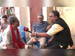 ये कोलकाता में ही संभव है, एक ही दुकान पर चाय पर चर्चा करते दिखे बीजेपी और लेफ्ट उम्मीदवार