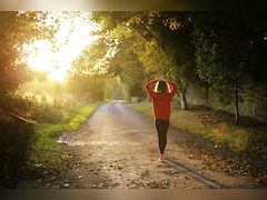 Walking Tips: रोज 1 किलोमीटर चलने से कितनी कैलोरी होती है बर्न? एक्सपर्ट से समझें आसान गणित