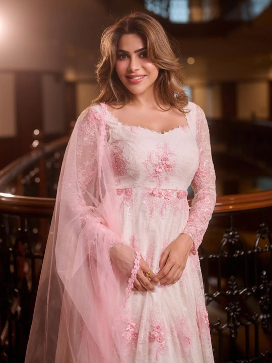 Nikki Tamboli's Pink Elegant Look