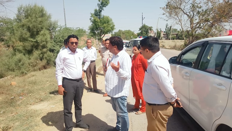 'नंगे पांव चलेगा भक्त, एक कंकड़ भी चुभा तो...जवाबदेही होगी, 84 कोस परिक्रमा से पहले कलेक्टर का अल्टीमेटम