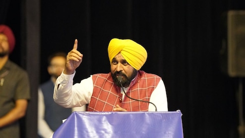 भगवंत मान सरकार के &lsquo;अपराध-मुक्त&rsquo; पंजाब के लक्ष्य को साकार कर रहीं महिला पुलिसकर्मी