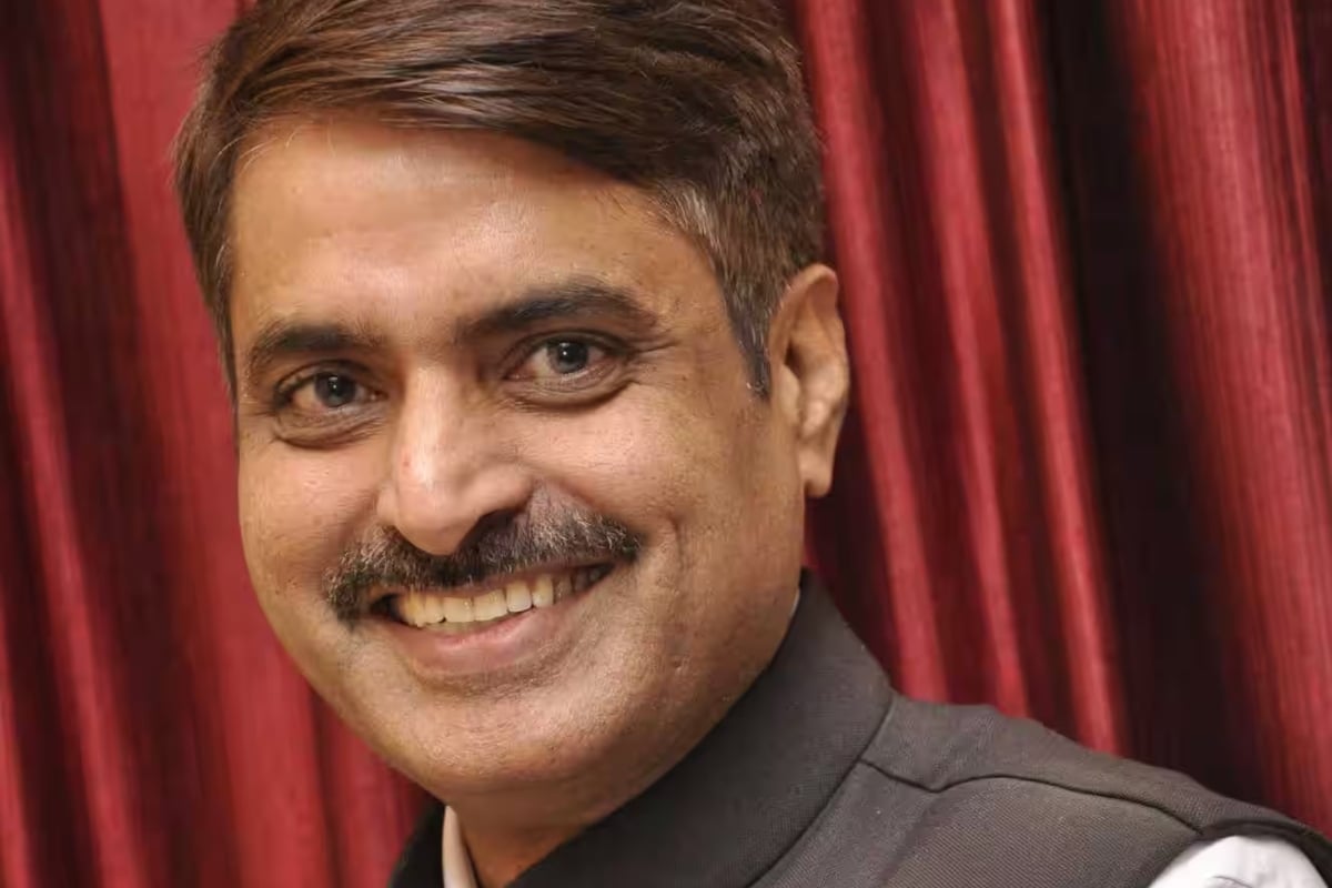 डॉ. लाखन पोसवाल