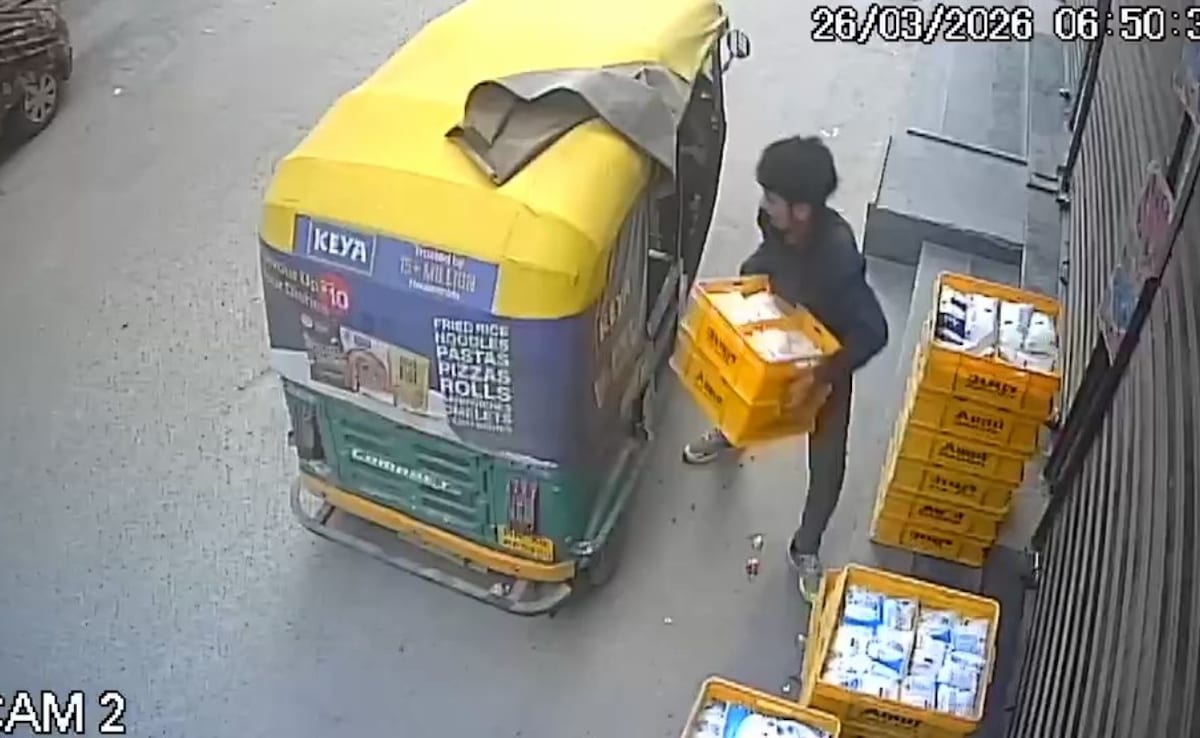 300 CCTV फुटेज खंगाली, फिर बिछाया जाल; पुलिस ने दूध चोर गैंग को पकड़ा, दो आरोपी गिरफ्तार