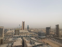 Saudi Arabia Evacuates Riyadh's Key Financial Hub Amid Iran Threat