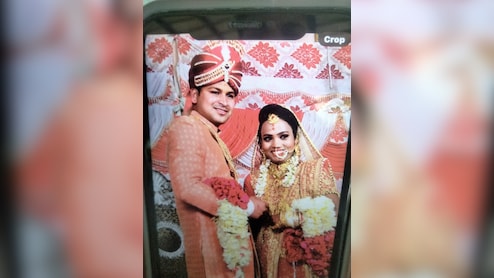 4 साल के मासूम के सामने पापा ने मम्मी को बेरहमी से पीट-पीट कर मार डाला, दिल्ली के सोनिया विहार में वारदात