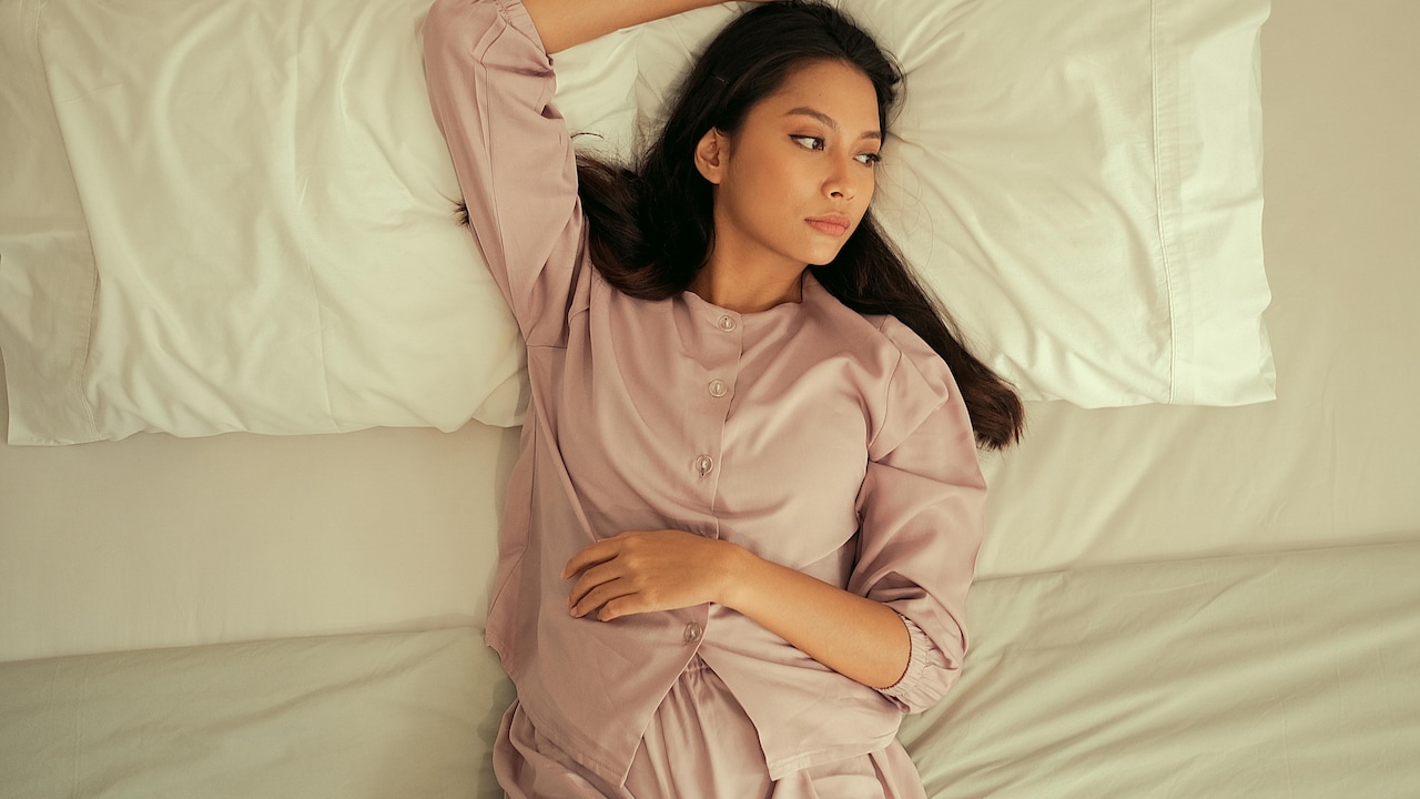 Nightwear That Feels Hot Even In AC? The Fabric Swap That Changes Sleep Quality Nightwear That Feels Hot Even In AC? The Fabric Swap That Changes Sleep Quality