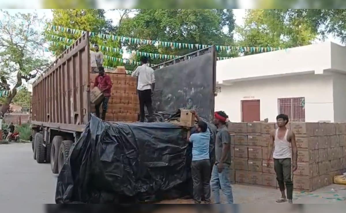 बिहार के बेगूसराय में एक ट्रक शराब पकड़ी, राजस्थान निवासी ड्राइवर गिरफ्तार