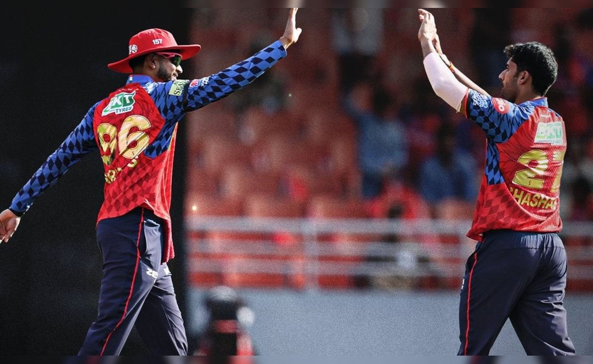 Punjab Kings Players Wear Black Armbands During IPL 2026 Match vs SRH For Victims Of Vrindavan Tragedy