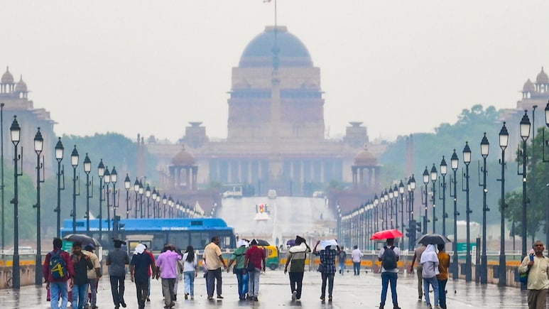 Rain Alert: गर्मी गायब, झूमकर बरस रहे बदरा... अप्रैल में मौसम बार-बार क्यों ले रहा यूटर्न, जानें 3 बड़ी वजह