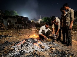 Tuljapur News : पहाटे राख सावडायला गेले अन् कुटुंब हादरलं; मृत महिलेची कवटीही..., तुळजापुरातील भीतीदायक प्रकार