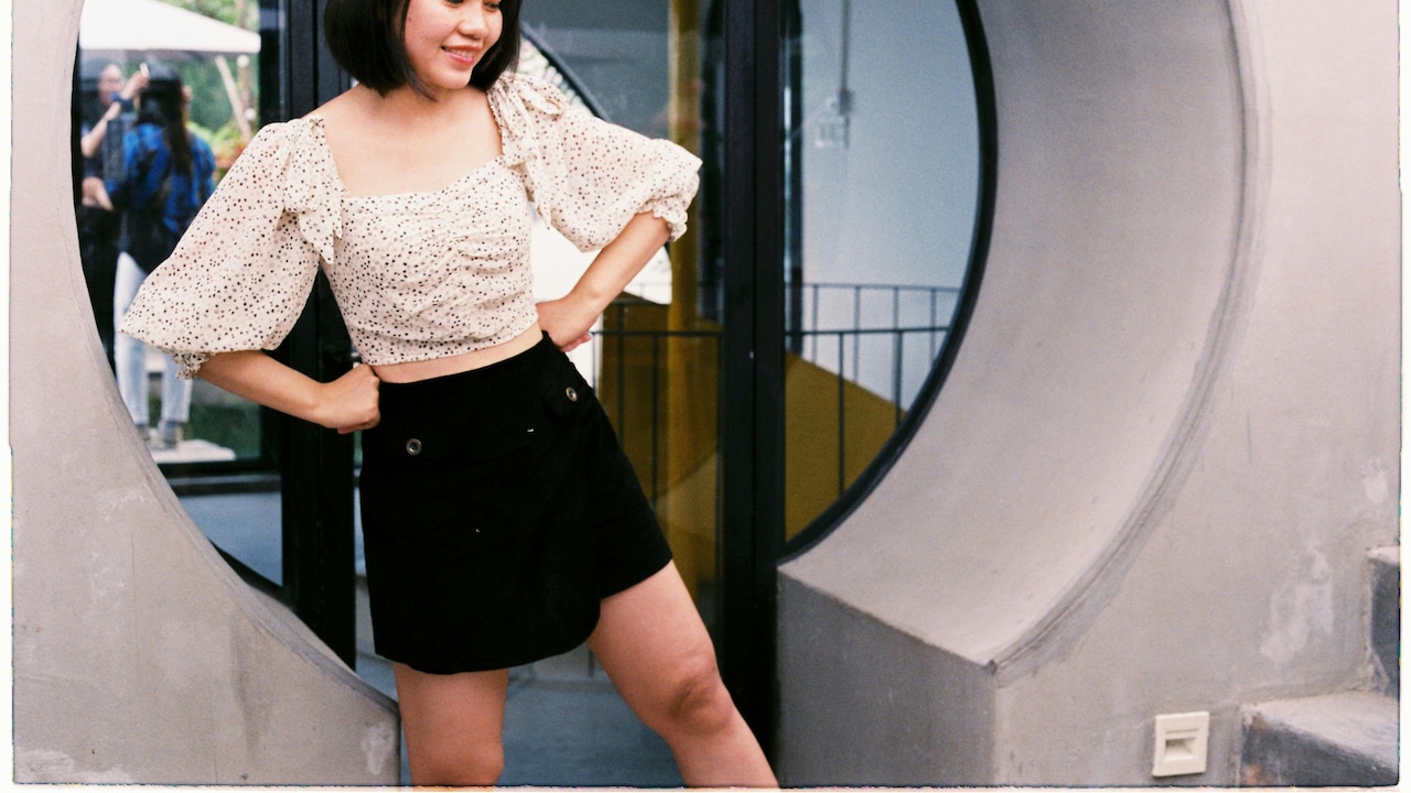 Why White Clothes Turn Yellow And How To Fix Them Without Damaging Fabric Why White Clothes Turn Yellow And How To Fix Them Without Damaging Fabric