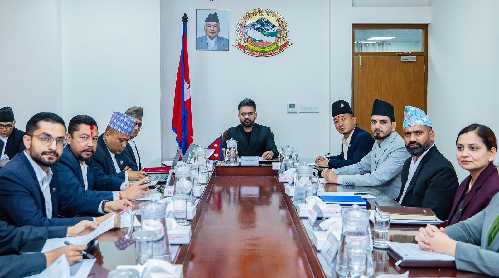 नेपाल में अब एक नहीं दो दिन रहेगी छुट्टी, पेट्रोल-डीजल की कमी के बाद बालेन सरकार का बड़ा फैसला